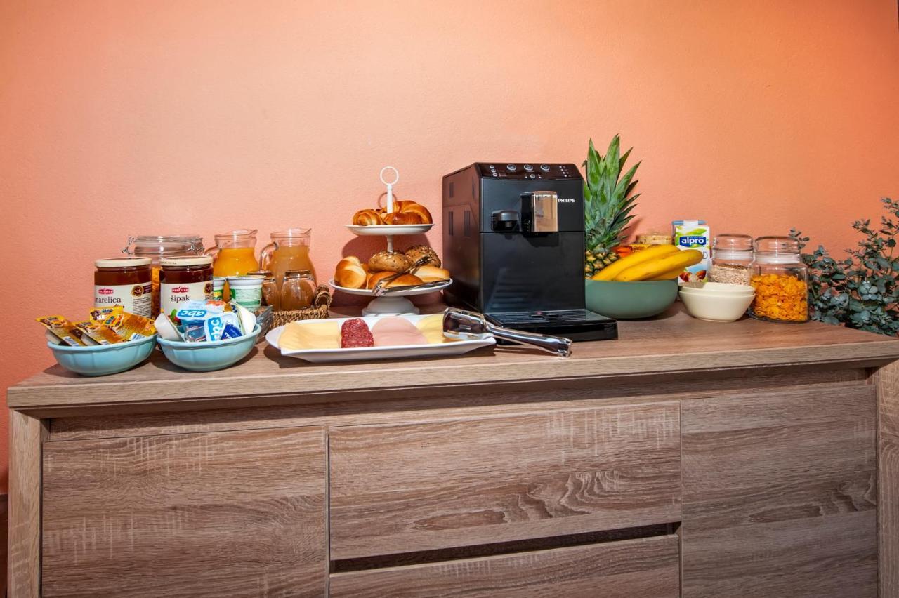 Bed&Breakfast Bohemian Ρόβινι Εξωτερικό φωτογραφία